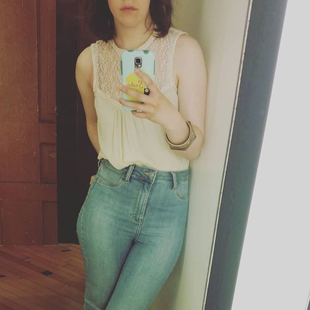 Meet your Posher, Leah